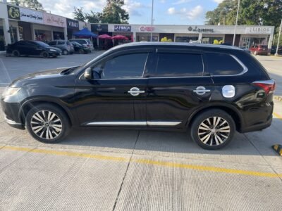 🚙 ¡Mitsubishi Outlander 2020 en Oferta! 🔥