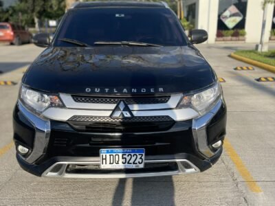🚙 ¡Mitsubishi Outlander 2020 en Oferta! 🔥
