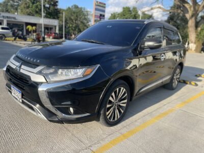🚙 ¡Mitsubishi Outlander 2020 en Oferta! 🔥