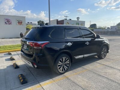 🚙 ¡Mitsubishi Outlander 2020 en Oferta! 🔥