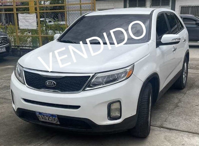 En Venta KIA SORENTO 2014 4-Cil./2.4 Economia Financiamiento Disponible