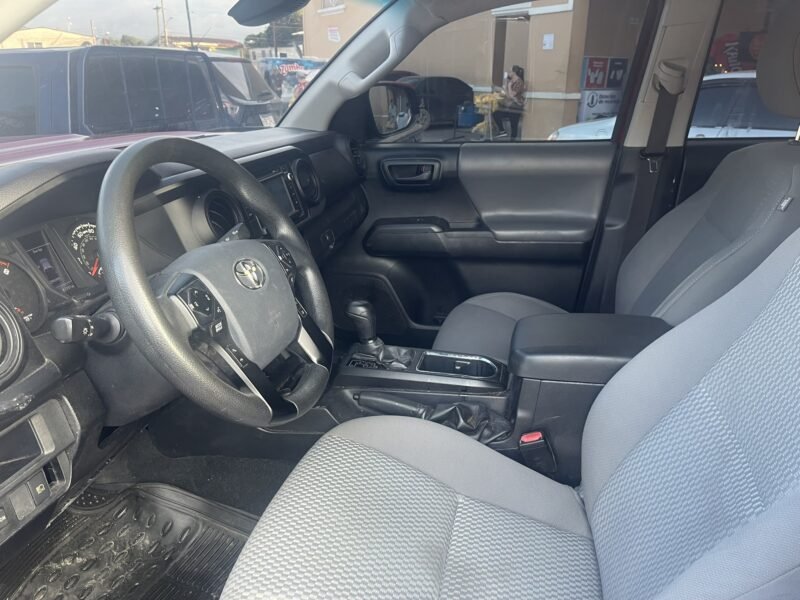 En Venta 2018 Toyota Tacoma Doble Cabina 2.7/4-Cil – Recién Ingresada