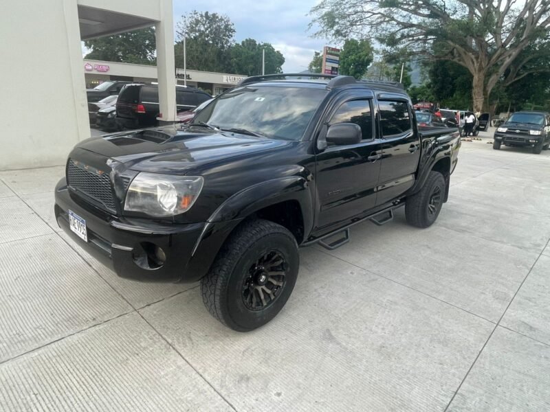 En Venta-Toyota Tacoma 2009 Doble Cabina 4x2 V6-Financiamiento Disponible