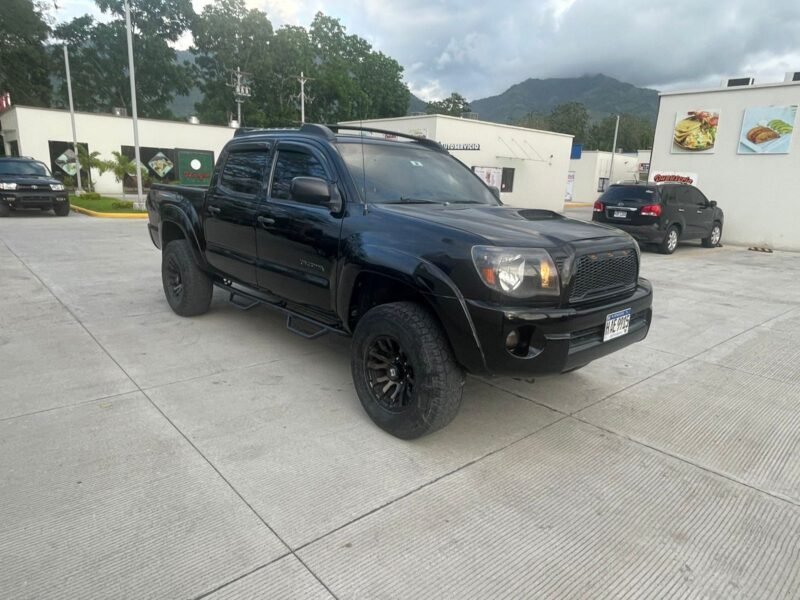 En Venta-Toyota Tacoma 2009 Doble Cabina 4x2 V6-Financiamiento Disponible