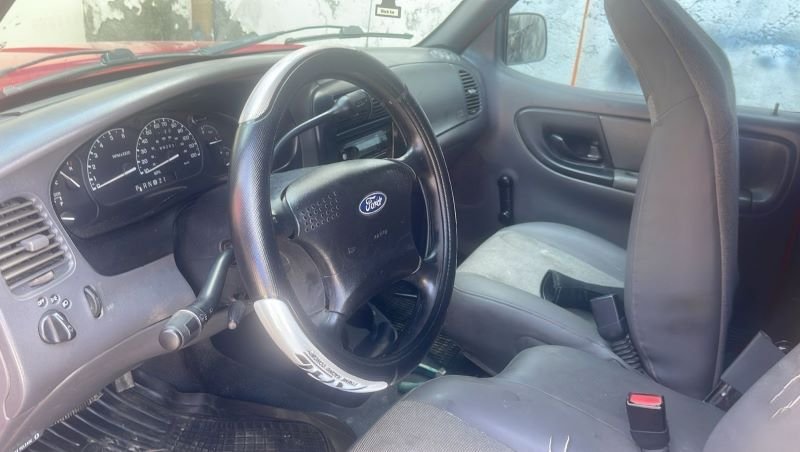 Disponible - 2001 Ford Ranger Cabina y Media 6-Cil