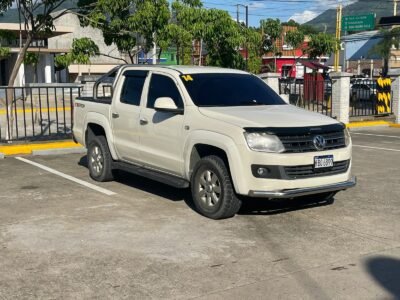 Disponible -2014 Amarok 2.0L 4x4 Doble Cabina