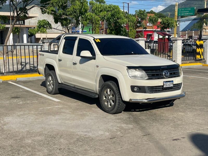 Disponible -2014 Amarok 2.0L 4x4 Doble Cabina
