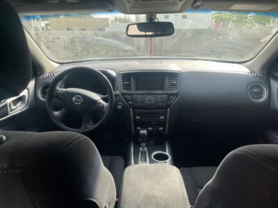 NISSAN PATHFINDER 2016 SV- Financiamiento Disponible