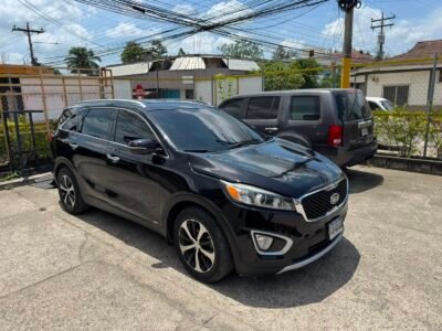 KIA Sorento 2017 4x4 2.0 en Venta | Financiamiento Disponible