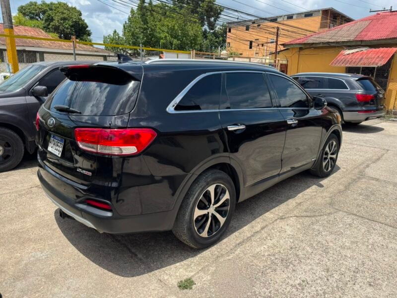 KIA Sorento 2017 4x4 2.0 en Venta | Financiamiento Disponible