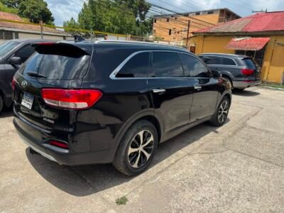 KIA Sorento 2017 4x4 2.0 en Venta | Financiamiento Disponible