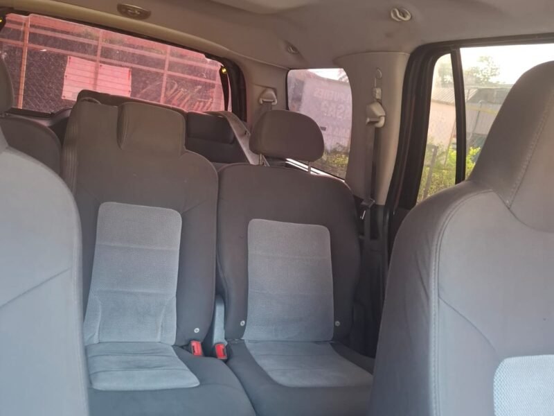 🚘 FORD EXPEDITION 2003 ⚙️ Automático 🤑 Precio: L.75,000